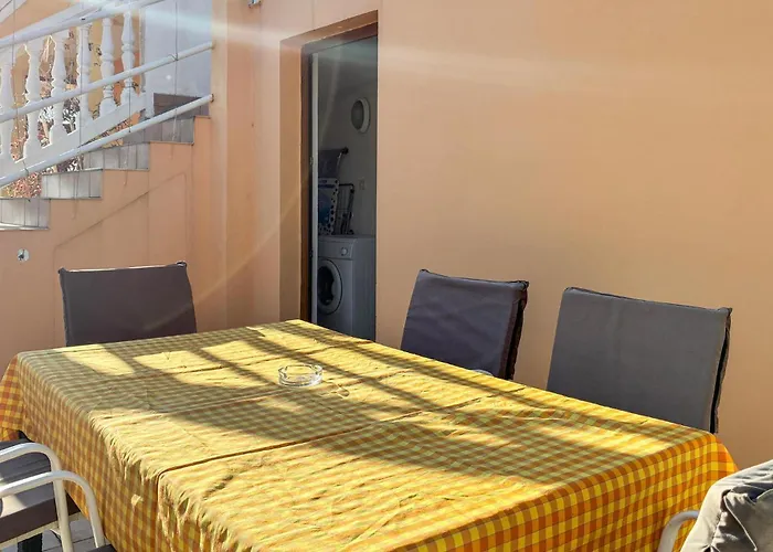 2 Bedroom Awesome In Rab Apartman Rab Town